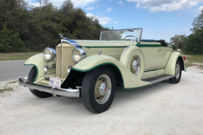 1933 Packard Super Eight