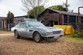 1971 Aston Martin DBS V8