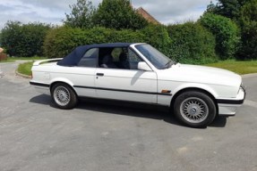 1991 BMW 318i