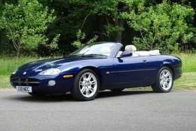 2000 Jaguar XK8