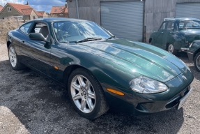 1998 Jaguar XK8