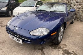 1999 Jaguar XKR