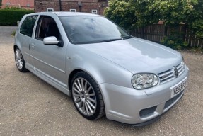 2003 Volkswagen Golf R32