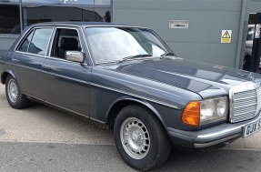 1983 Mercedes-Benz 230 E