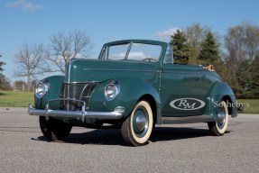 1940 Ford DeLuxe