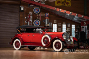 1929 Packard 645