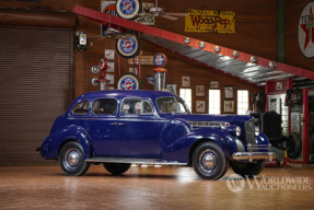 1940 Packard Super Eight