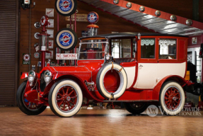 1916 Packard 1-35