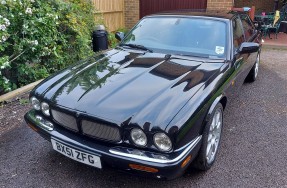 2001 Jaguar XJR