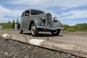 1937 Ford Ten