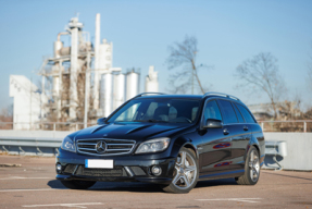 2010 Mercedes-Benz C63 AMG