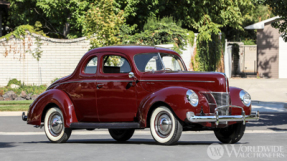 1940 Ford DeLuxe