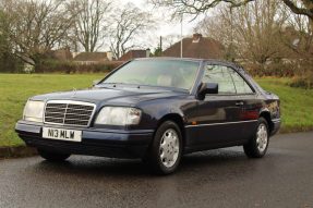 1995 Mercedes-Benz E 220