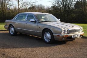 1999 Daimler V8