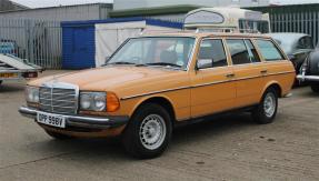 1980 Mercedes-Benz 250 T