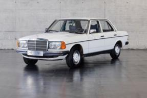 1978 Mercedes-Benz 200