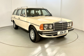 1982 Mercedes-Benz 200 T