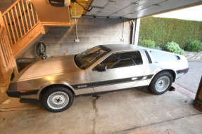 1981 DeLorean DMC-12