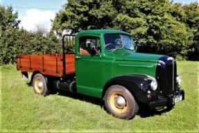 1953 Morris LC5