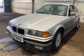 1992 BMW 320i