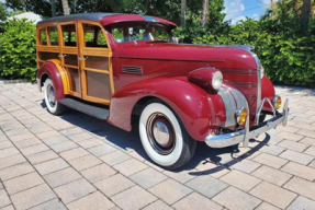 1939 Pontiac Silver Streak