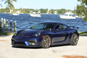 2022 Porsche 718 Cayman GT4