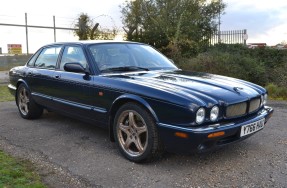 2001 Jaguar XJR