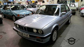 1991 BMW 318i