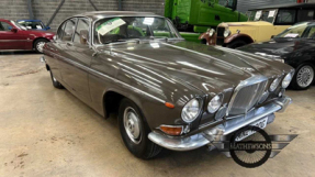 1969 Jaguar 420