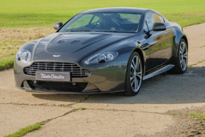 2011 Aston Martin V12 Vantage