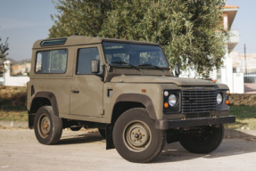 2000 Land Rover 90