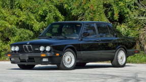 1988 BMW M5