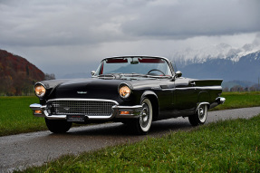 1957 Ford Thunderbird