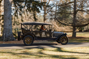 1916 Packard 1-35