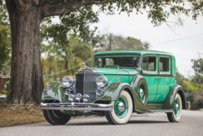 1934 Packard 1101