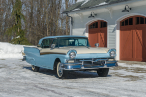 1957 Ford Fairlane