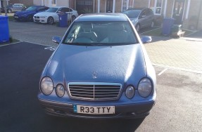 2000 Mercedes-Benz CLK 230