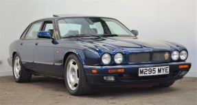 1995 Jaguar XJR