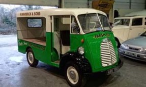 1957 Morris Milk Float