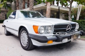 1987 Mercedes-Benz 560 SL