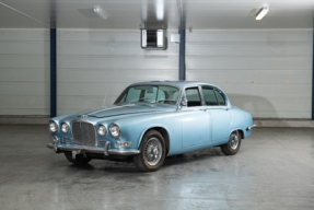 1967 Jaguar 420