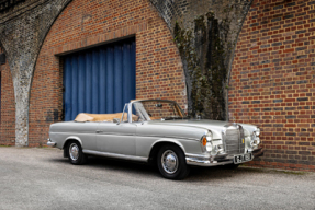 1966 Mercedes-Benz 220 SE Cabriolet