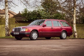 1993 Mercedes-Benz 220 TE