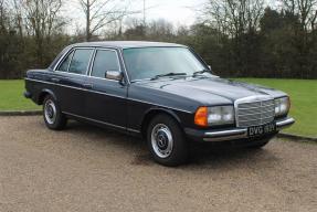 1983 Mercedes-Benz 200