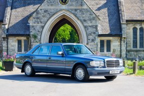 1990 Mercedes-Benz 560 SEL