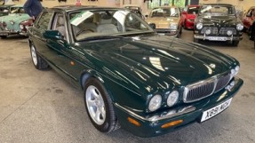 2001 Jaguar XJ8