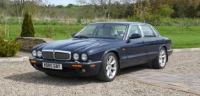 2000 Jaguar XJR