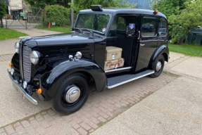 1957 Austin FX3