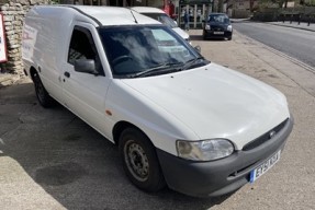 2001 Ford Escort