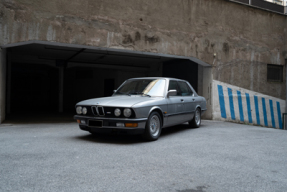 1985 BMW M5